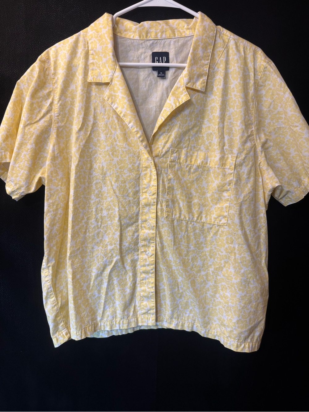 GAP Womens XL Yellow Floral Button Up Shirt Camp Collar 100% Cotton